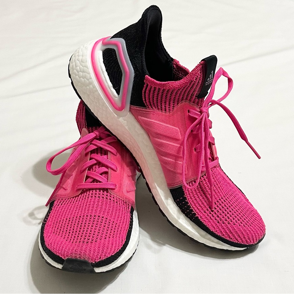 Adidas Ultraboost 19 Women’s G27485 Shock Pink/Core Black Running Shoes - US 10